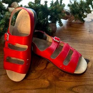 Propet Leather sandal